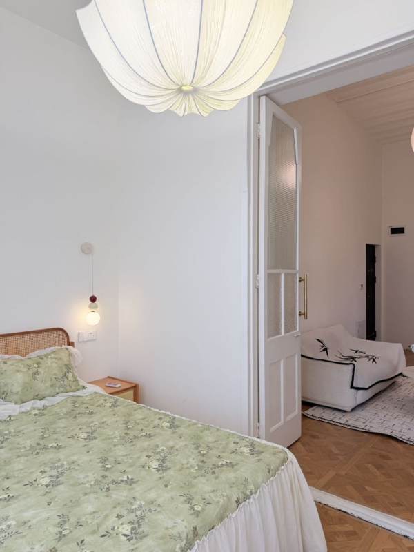 Housing image — Bedroom