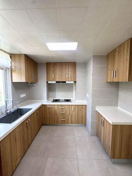 Housing image — Kitchen