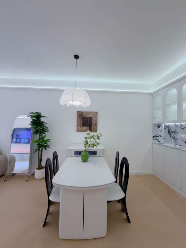 Housing image — Dining Area