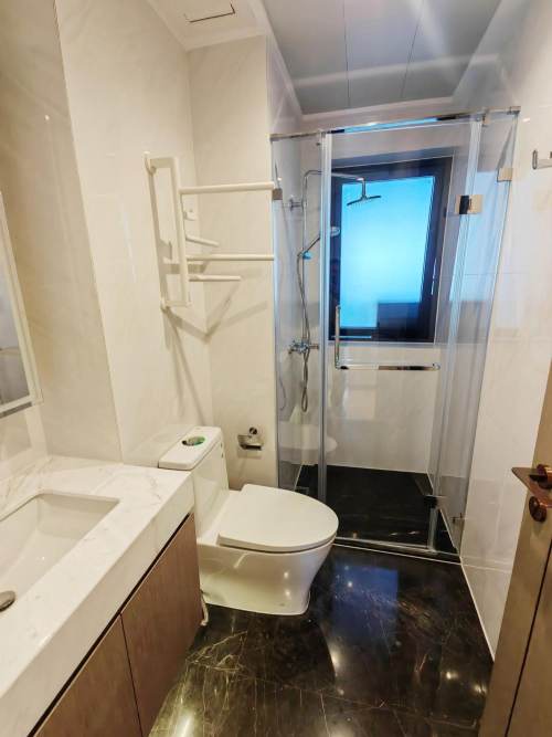 Housing image — Bathroom