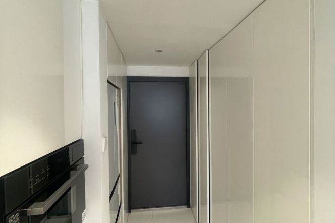 1BR Apartment near Jiangsu Rd Metro (L2/L11)