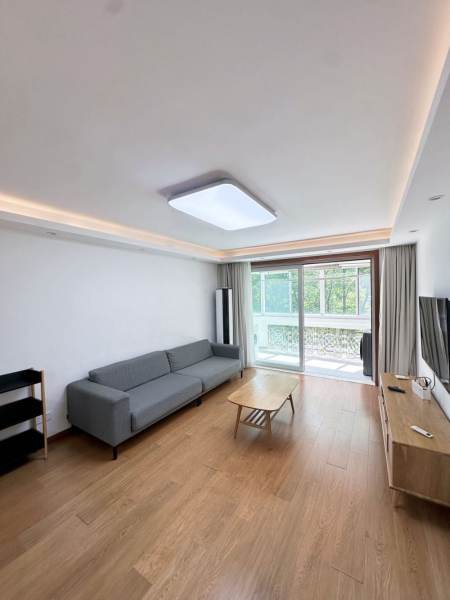Housing image — Living Room