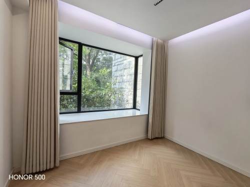 Housing image — Bedroom