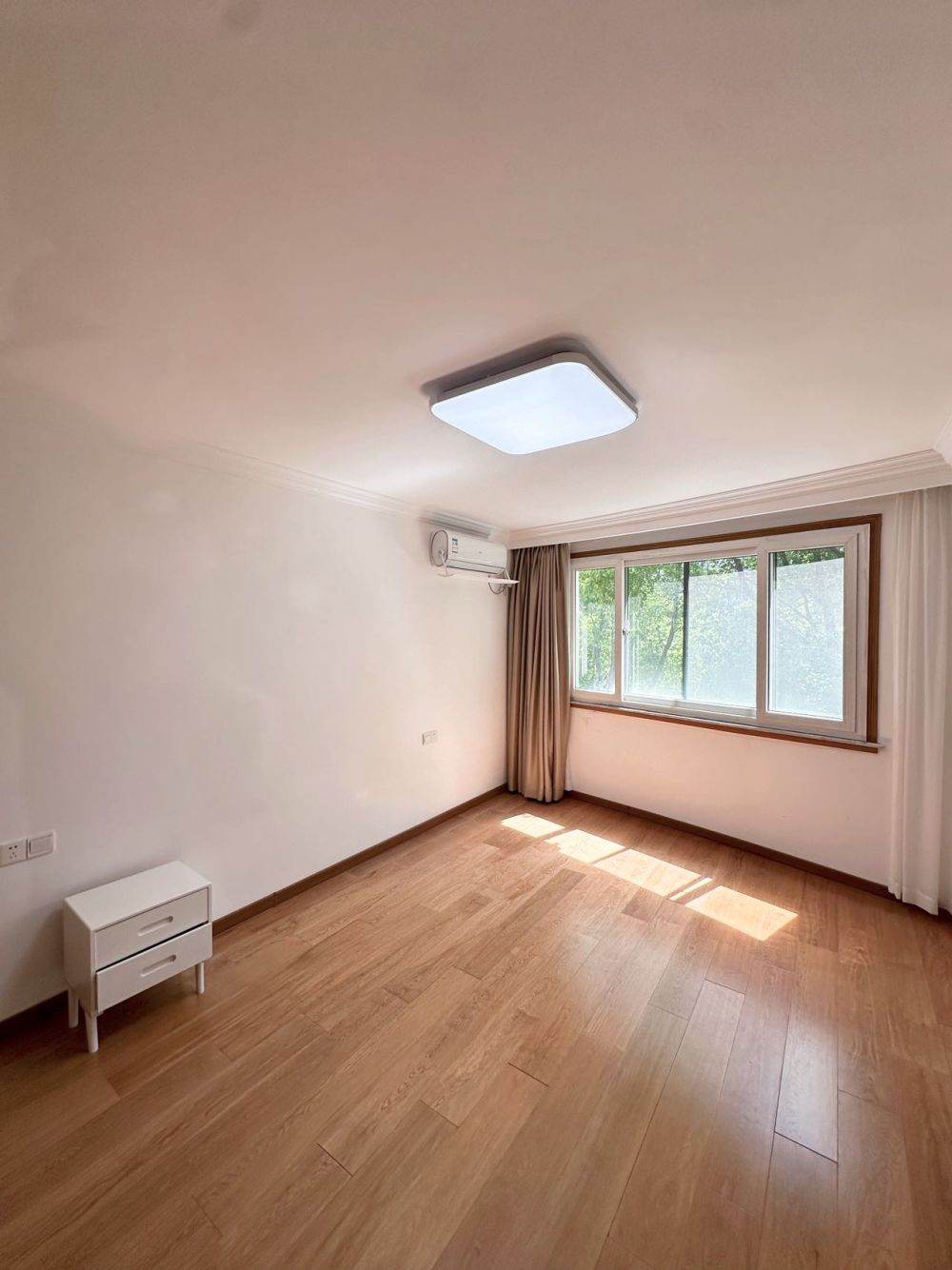 Housing image — Bedroom