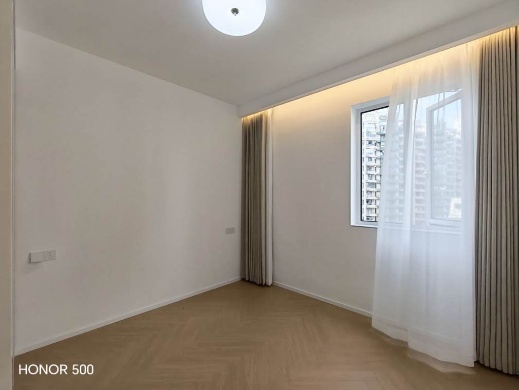 Housing image — Bedroom