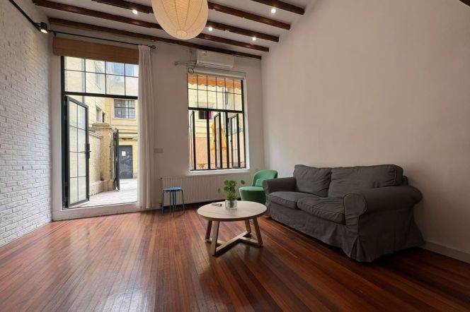 1BR Apartment near Dapuqiao Metro with Terrace (L9)