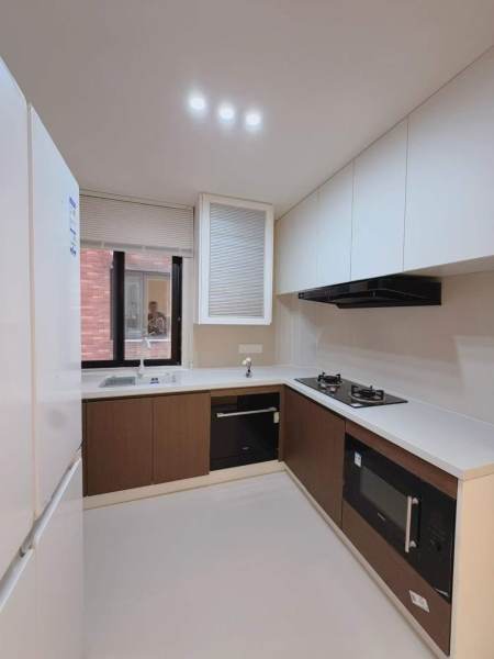 Housing image — Kitchen