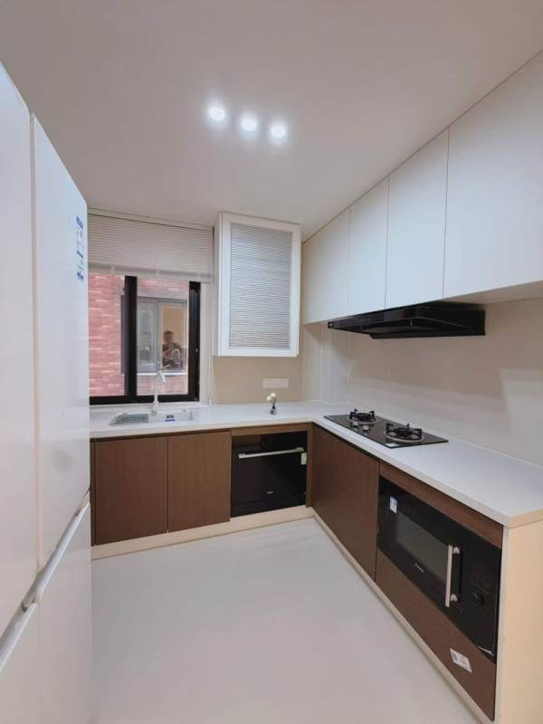 Housing image — Kitchen