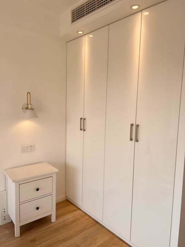 Housing image — Bedroom