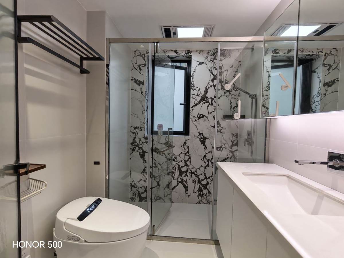 Housing image — Bathroom