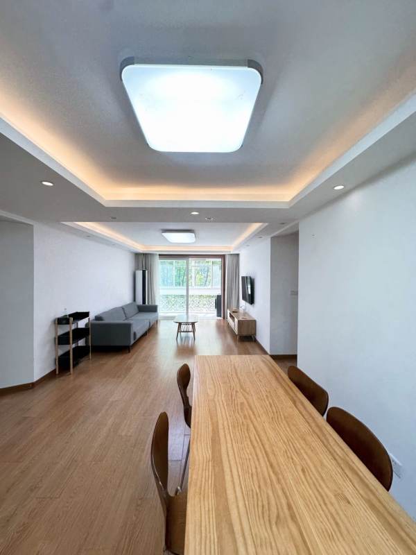 Housing image — Living Room