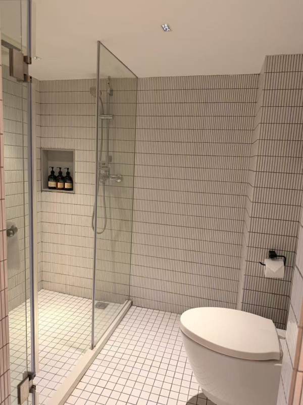 Housing image — Bathroom