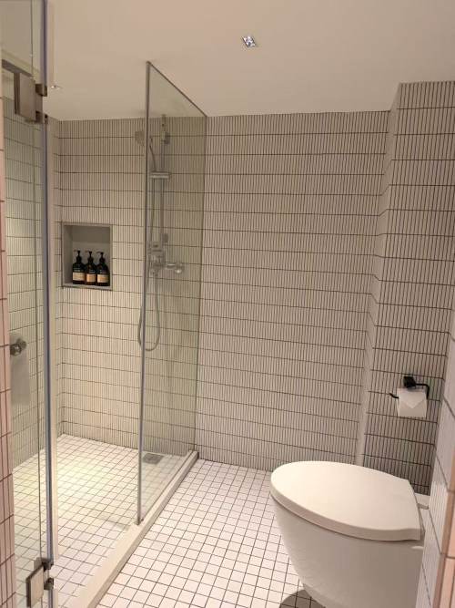 Housing image — Bathroom