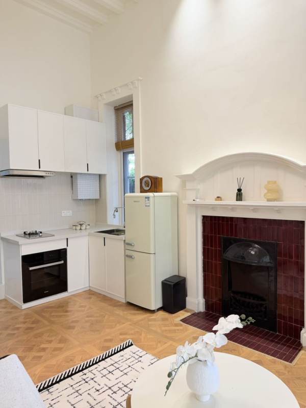 Housing image — Living Room