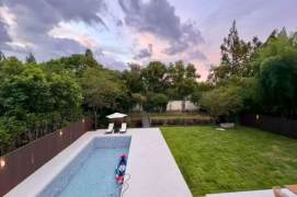 Spacious 5BR Villa near Zhaoxiang Metro with Terrace
