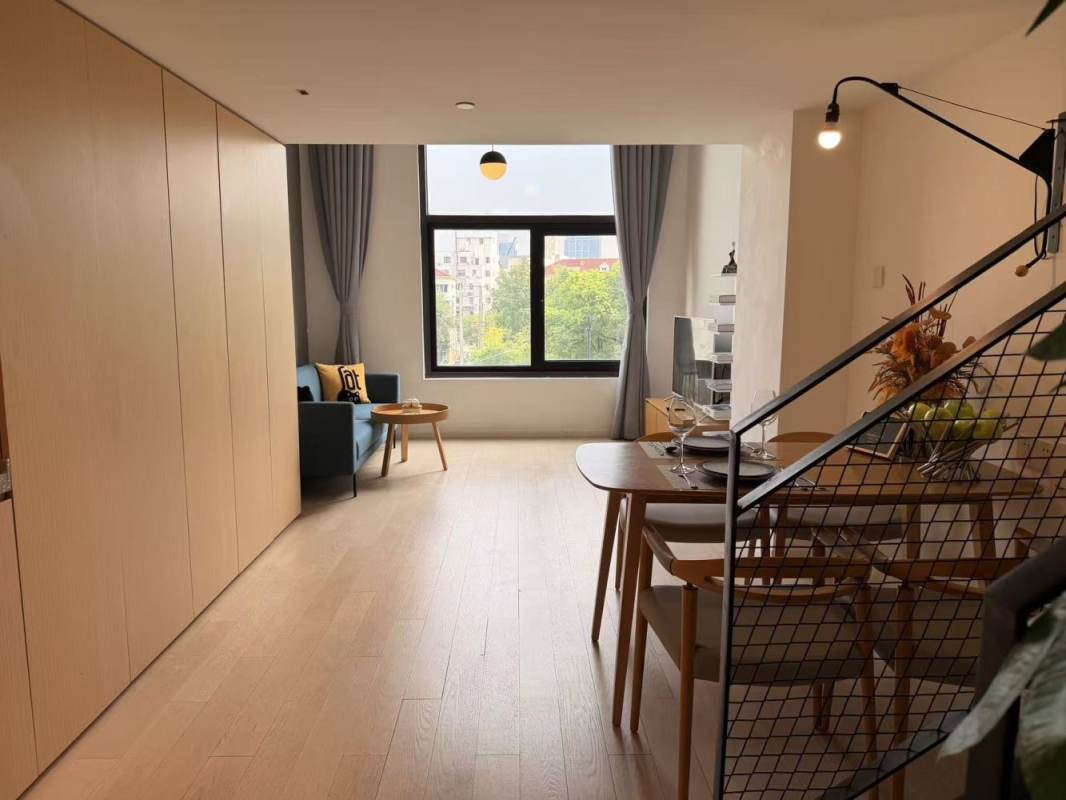 Housing image — Living Room