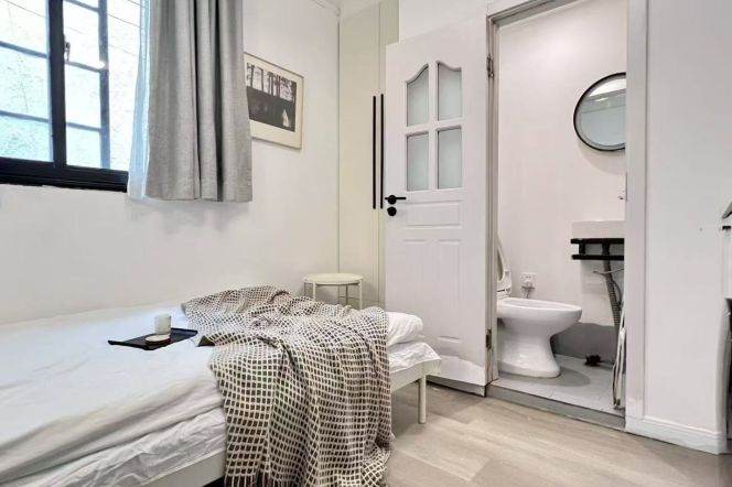 1BR Lane House in Jing'an