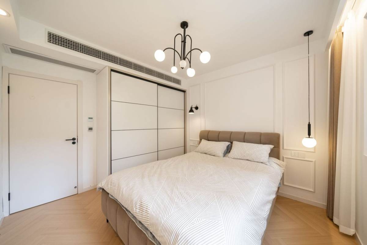 Housing image — Bedroom