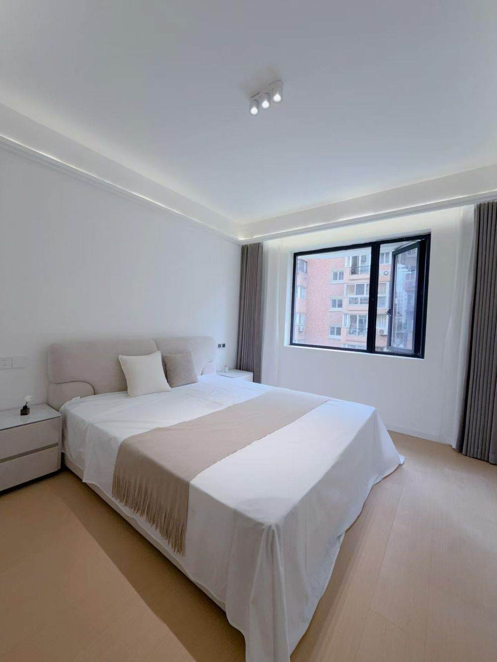 Housing image — Bedroom