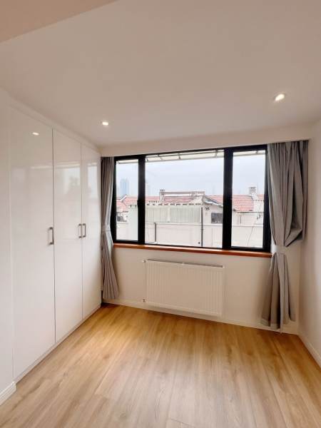 Housing image — Bedroom