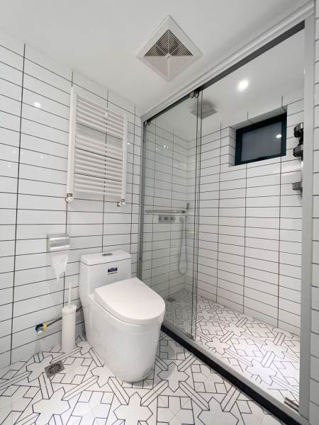 Housing image — Bathroom