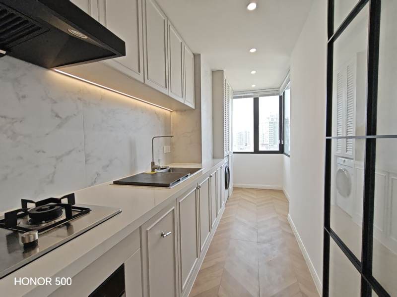 Housing image — Kitchen