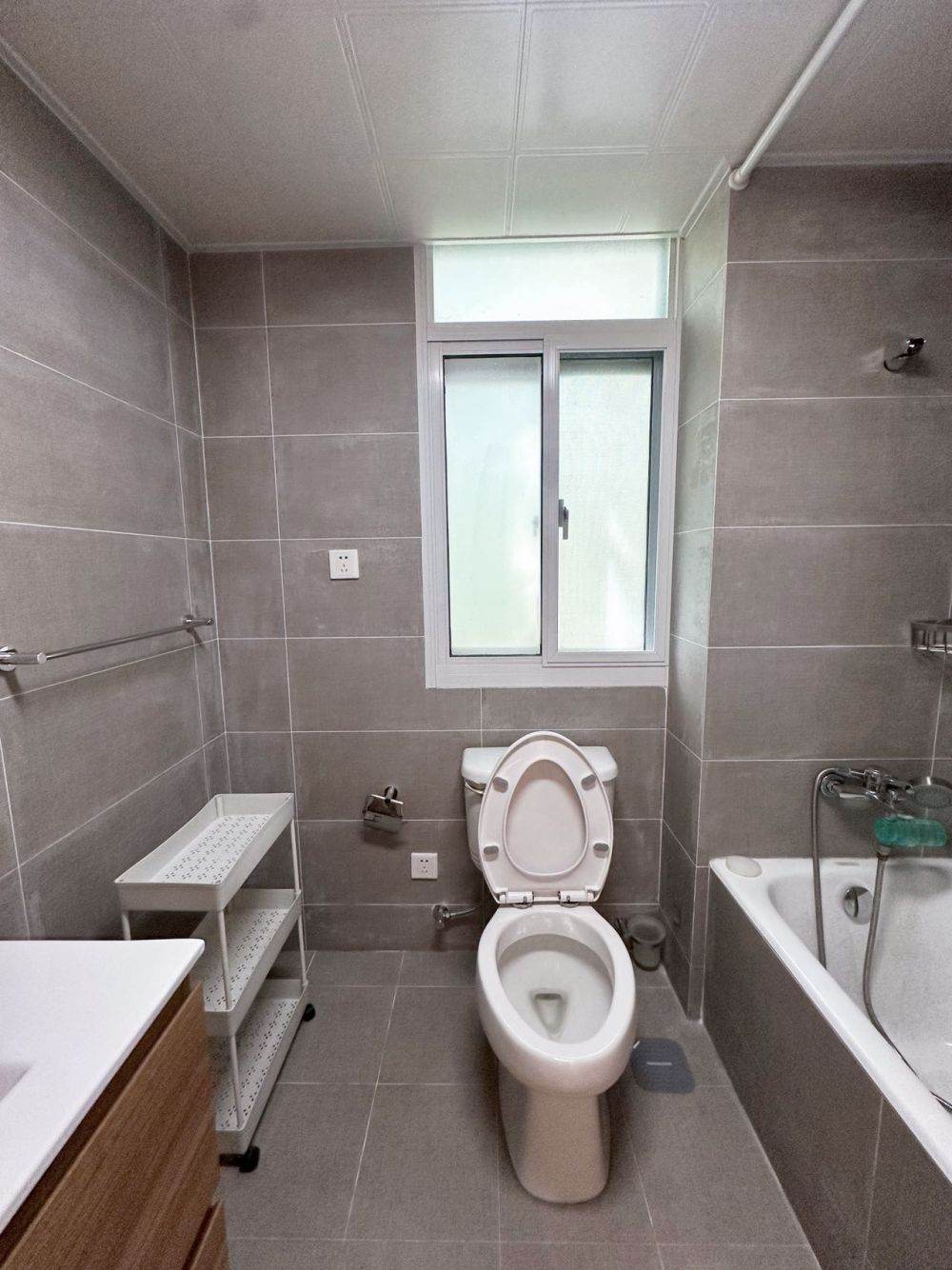 Housing image — Bathroom