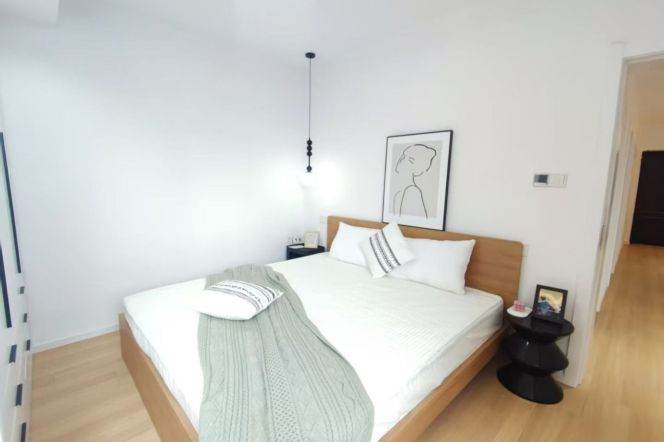 2BR Apartment in Gubei (L15)