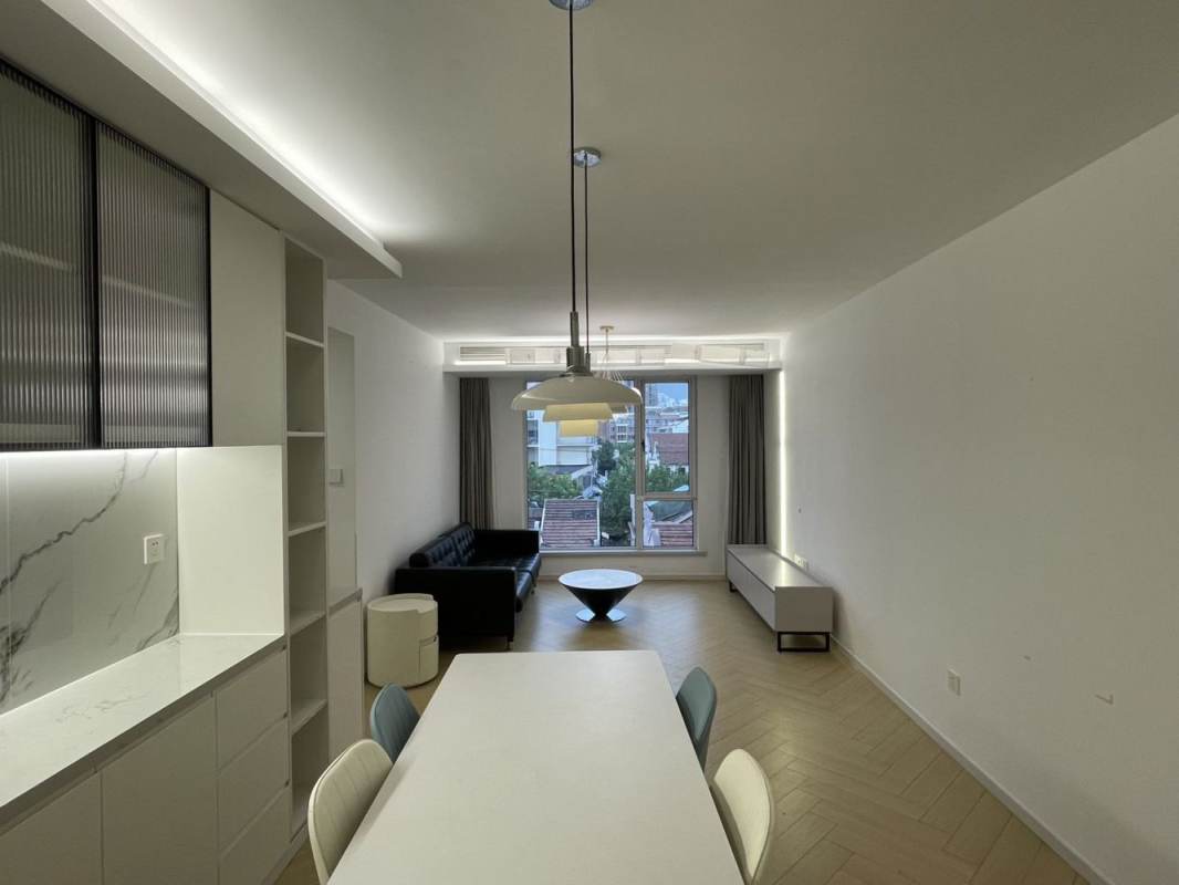 Housing image — Living Room