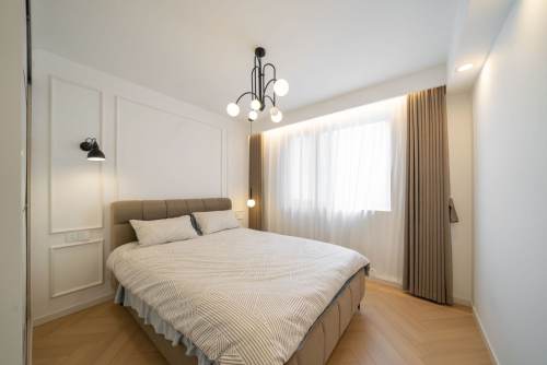 Housing image — Bedroom