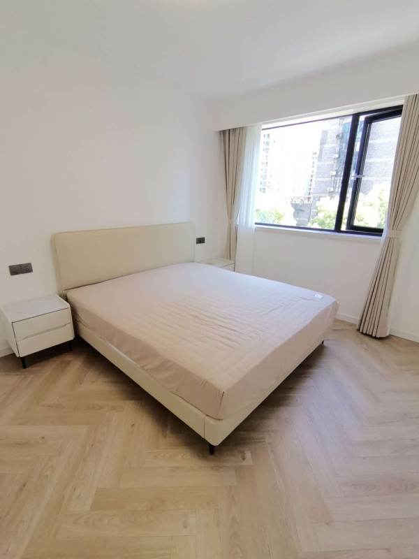 Housing image — Bedroom
