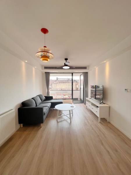 Housing image — Living Room