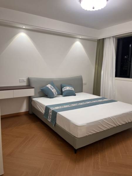 Housing image — Bedroom
