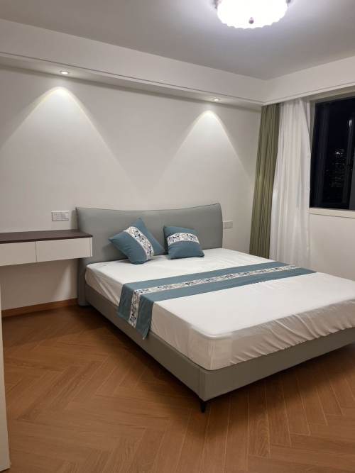 Housing image — Bedroom