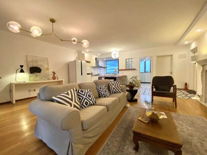 Housing image — Living Room