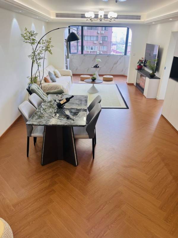 Housing image — Living Room