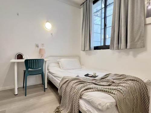 Housing image — Bedroom