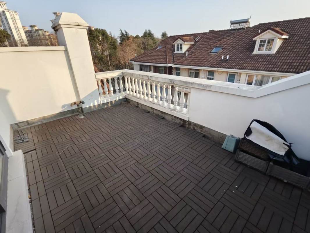 Housing image — Terrace