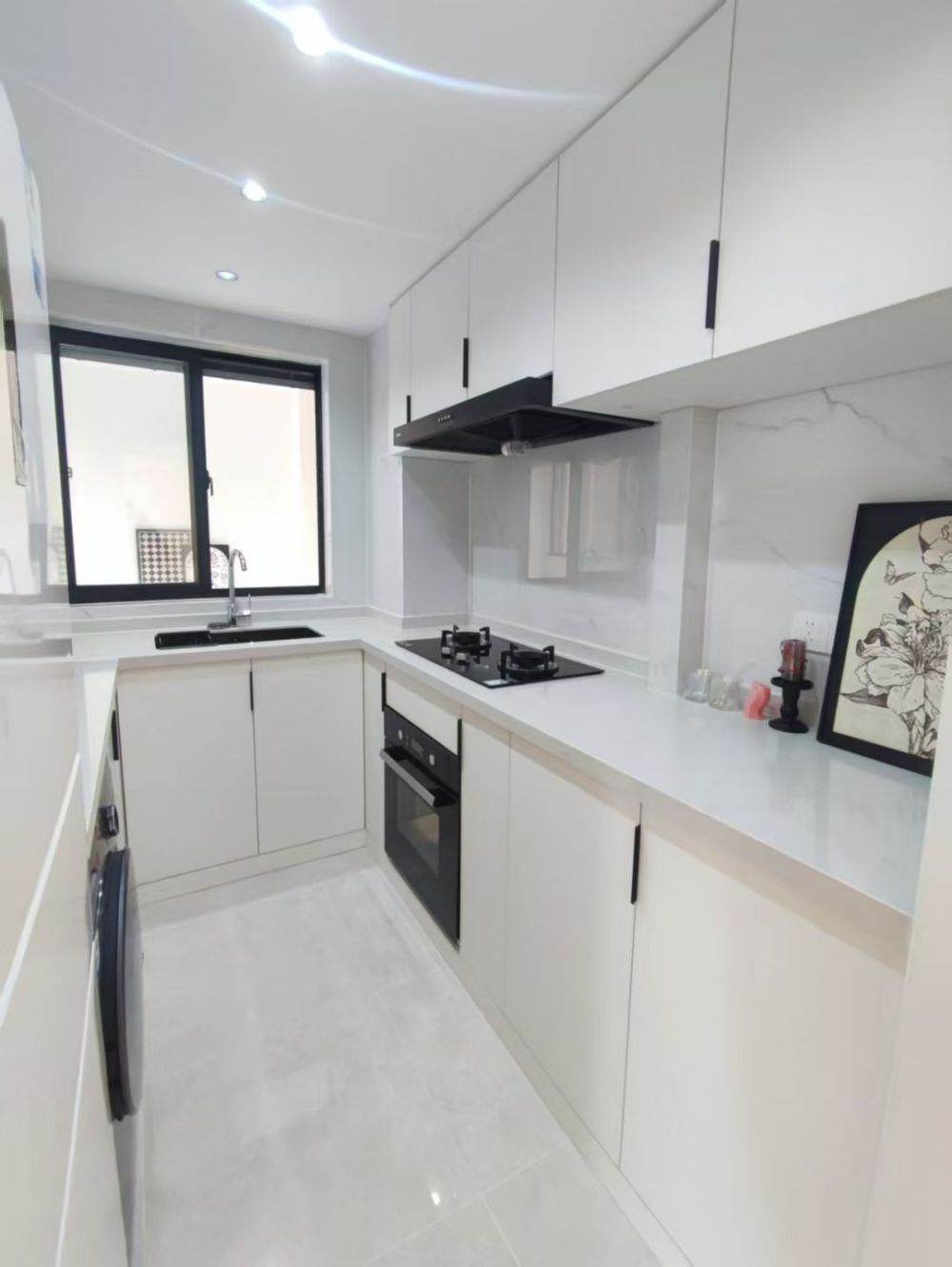 Housing image — Kitchen