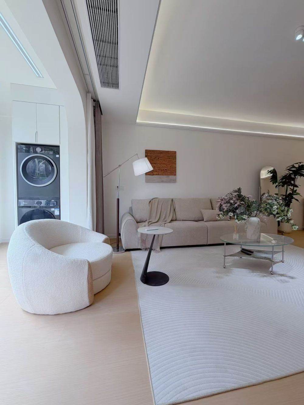 Housing image — Living Room