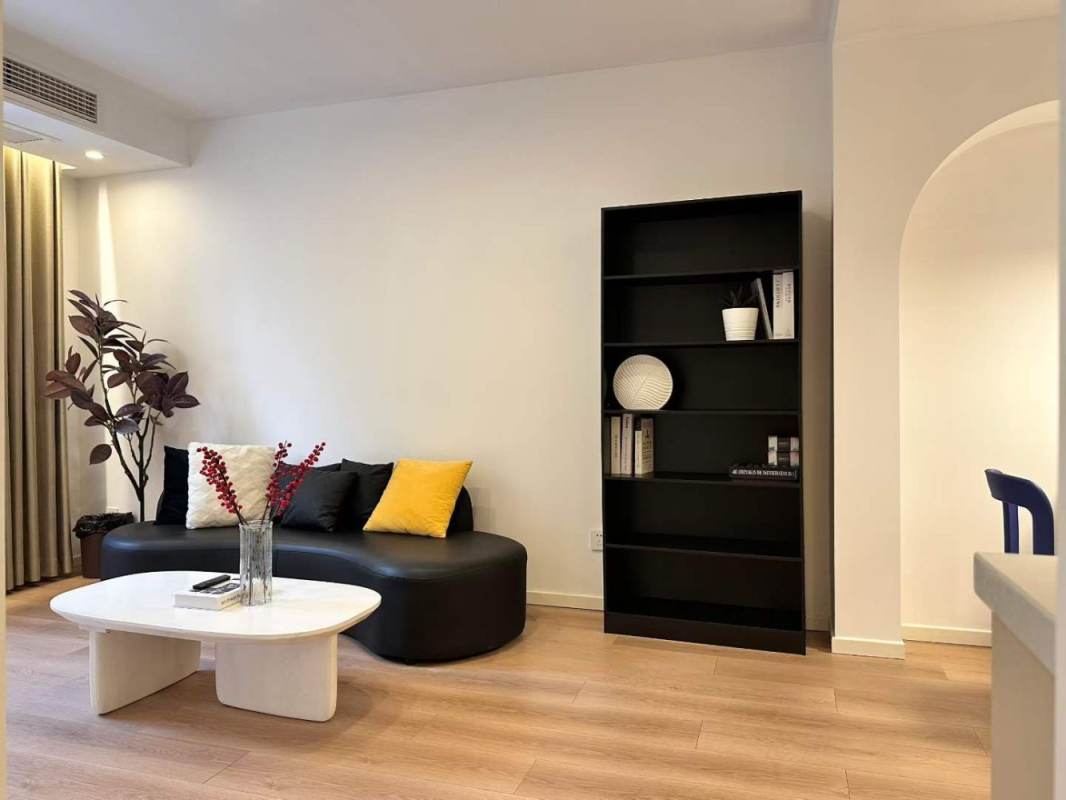 Housing image — Living Room