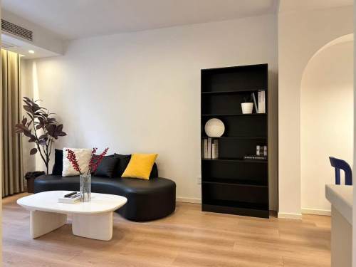 Housing image — Living Room