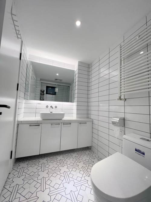 Housing image — Bathroom