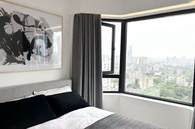 High-Floor 2BR Apartment near IAPM (L1/L10/L12)