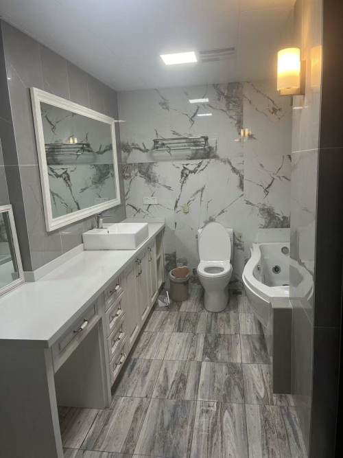 Housing image — Bathroom