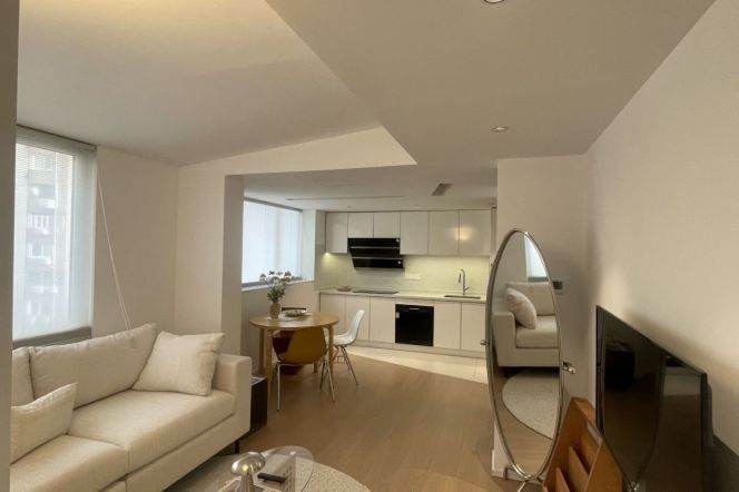1BR Apartment near Jiangsu Rd Metro (L2/L11)
