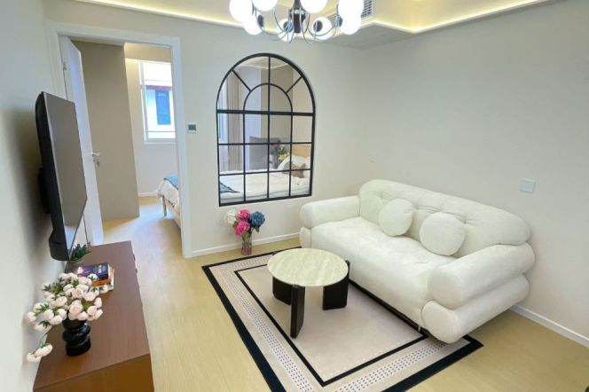 1BR Apartment near Jiangsu Rd Metro