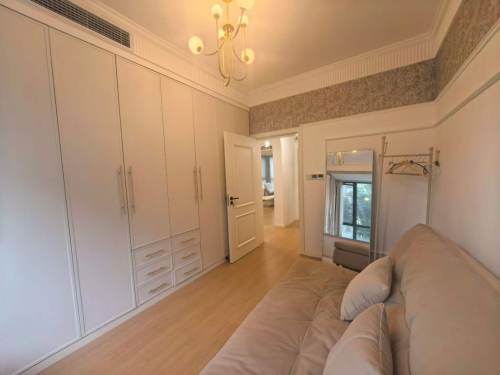 Housing image — Living Room
