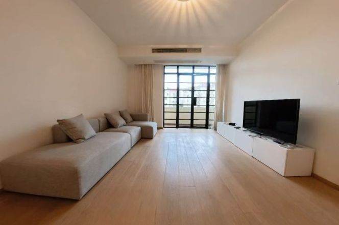 2BR Heritage Apartment in Old Xuhui (L1/L7/L9)