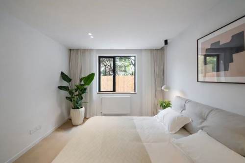 Housing image — Bedroom